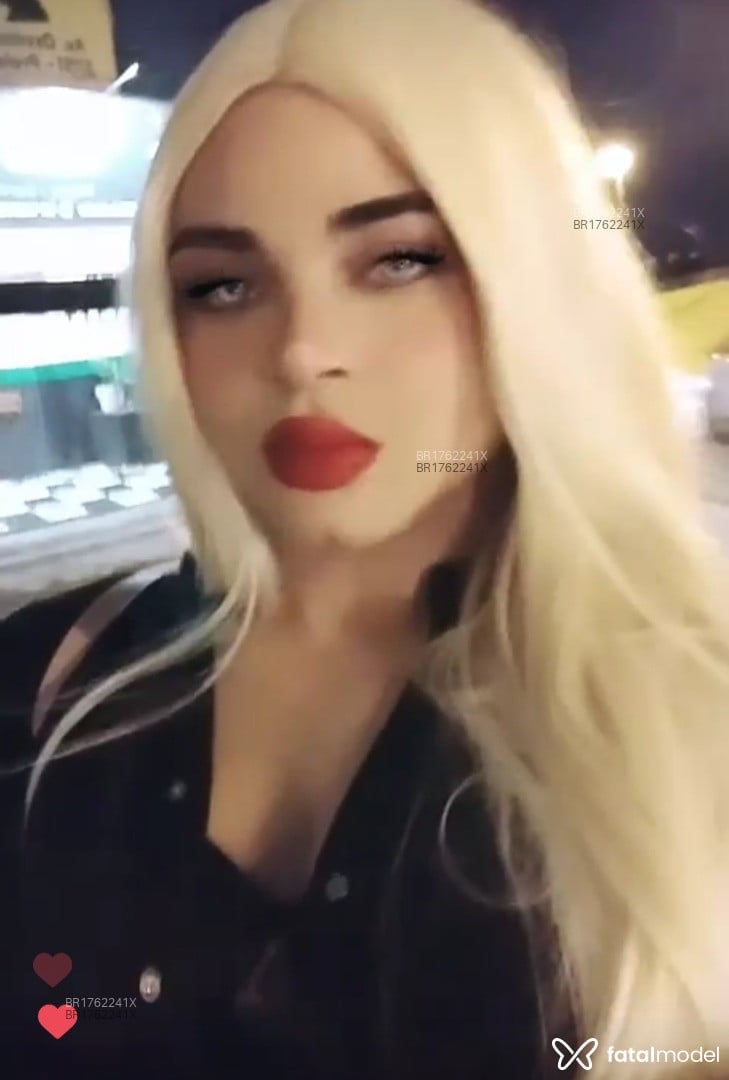 Acompanhante mulher trans morena (o) de olhos verdes em Navegantes - Kerolen