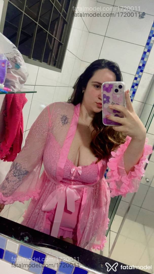 Acompanhante mulher com cabelo castanho de olhos castanhos - Gabriela