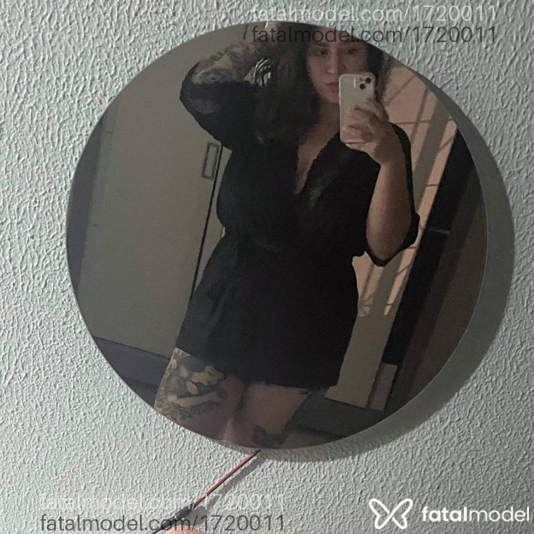 Acompanhante mulher com cabelo castanho de olhos castanhos - Gabriela