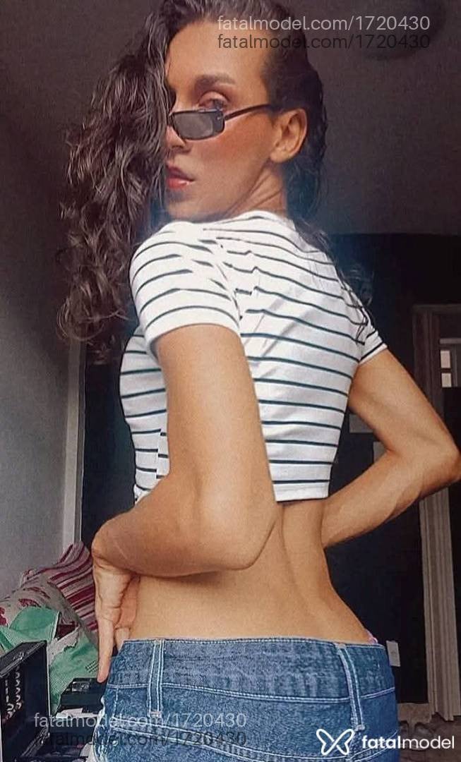 Acompanhante mulher trans morena (o) de olhos castanhos em Rio de Janeiro - Lua