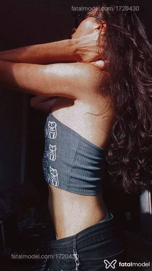 Acompanhante mulher trans morena (o) de olhos castanhos em Rio de Janeiro - Lua