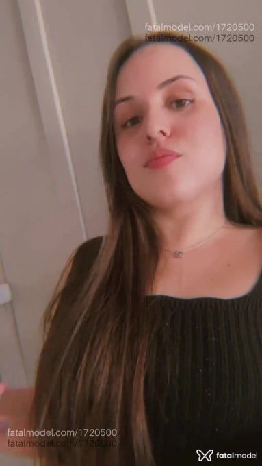 Acompanhante mulher com cabelo castanho de olhos castanhos em Sorriso - Milla