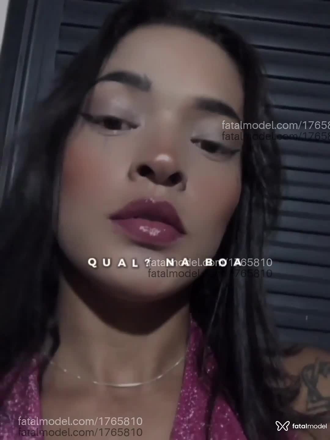 Acompanhante mulher com cabelo castanho de olhos castanhos em Lins Acompanhante mulher com cabelo castanho de olhos castanhos em Lins - Serena