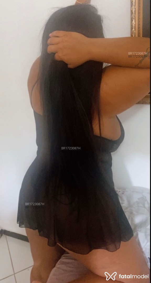 Acompanhante mulher com cabelo castanho de olhos castanhos em São Mateus - Pietra Sanches
