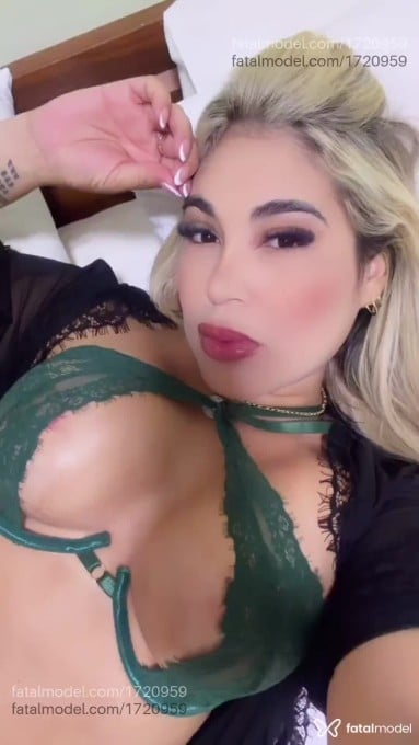 Acompanhante mulher loira (o) de olhos castanhos em Belo Horizonte - Bruna Almeida