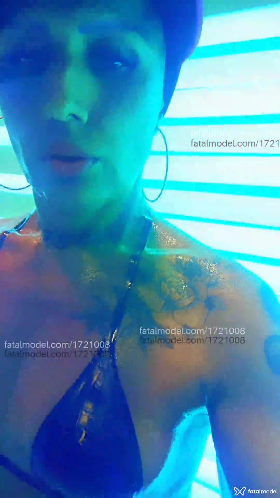 Acompanhante mulher trans loira (o) de olhos verdes - Adrielly santos