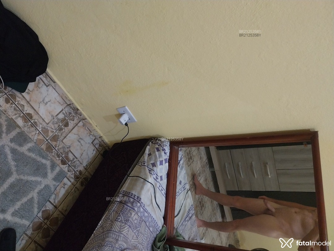 Acompanhante homem loira (o) de olhos azuis em Guarulhos - Junior