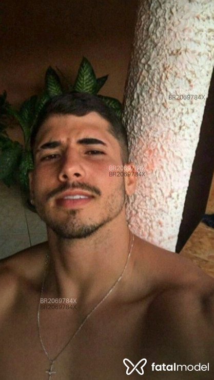 Acompanhante homem morena (o) de olhos pretos em Virtual - Thiago