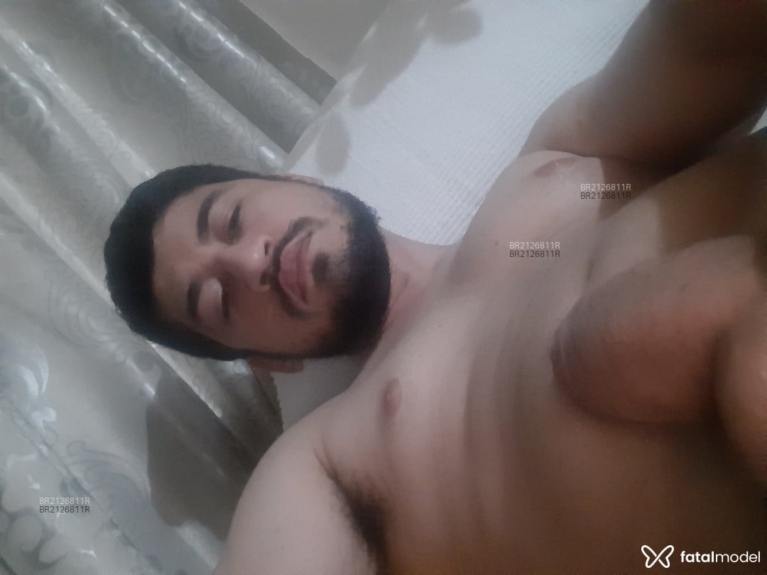 Acompanhante homem morena (o) de olhos castanhos em Rio de Janeiro Acompanhante homem morena (o) de olhos castanhos em Rio de Janeiro - Paulo Santana