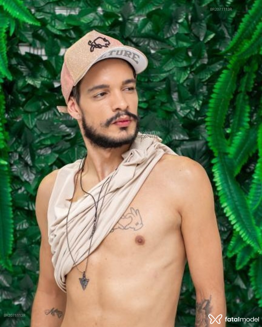 Acompanhante homem morena (o) de olhos castanhos em São Paulo Acompanhante homem morena (o) de olhos castanhos em São Paulo - Enzo Miller