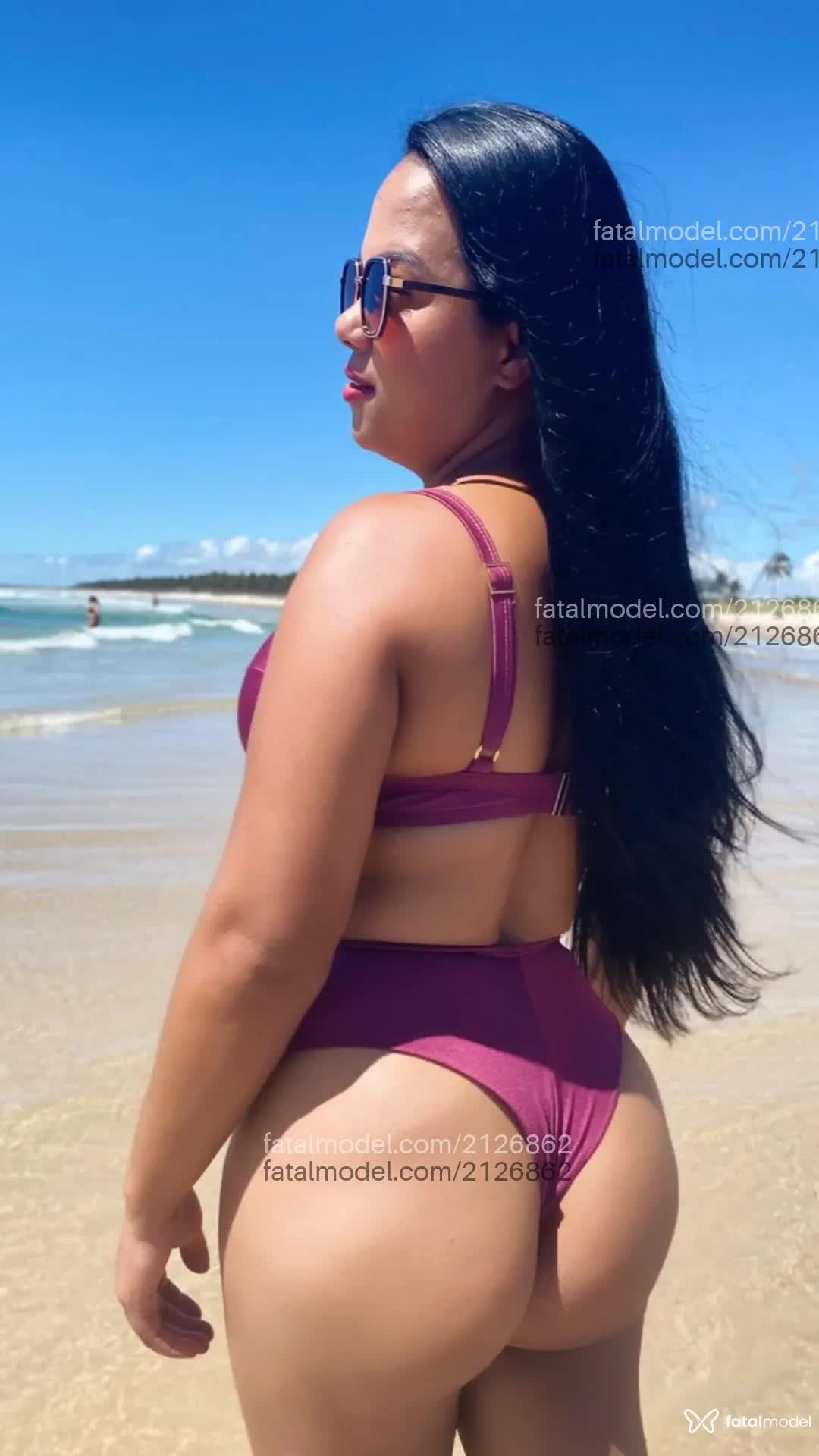 Acompanhante mulher morena (o) de olhos pretos em Virtual Acompanhante mulher morena (o) de olhos pretos em Virtual - Melissa