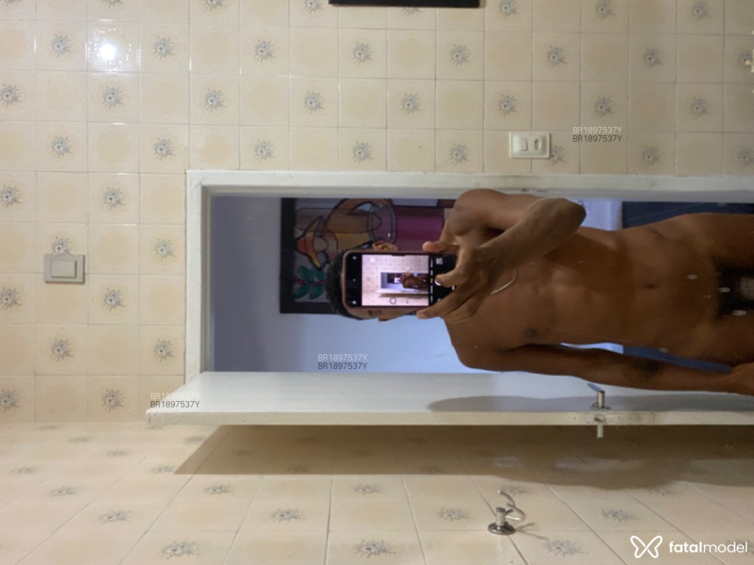Acompanhante homem morena (o) de olhos pretos em Rio de Janeiro Acompanhante homem morena (o) de olhos pretos em Rio de Janeiro - Jandy