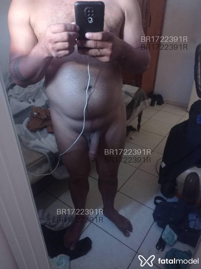 Acompanhante homem morena (o) de olhos castanhos em Uberlândia - Edurado
