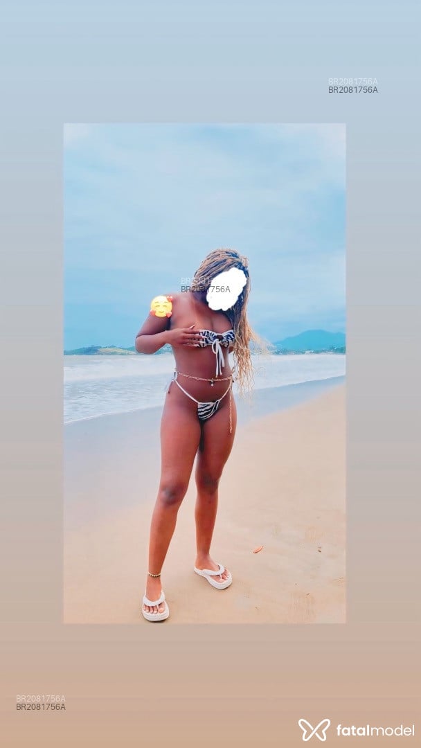 Acompanhante mulher com cabelo castanho de olhos castanhos em Anchieta - Julia Ribeiro