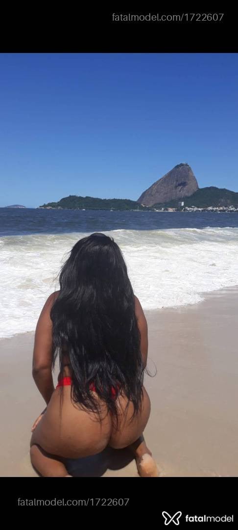 Acompanhante mulher morena (o) de olhos castanhos - Larissa Garcia