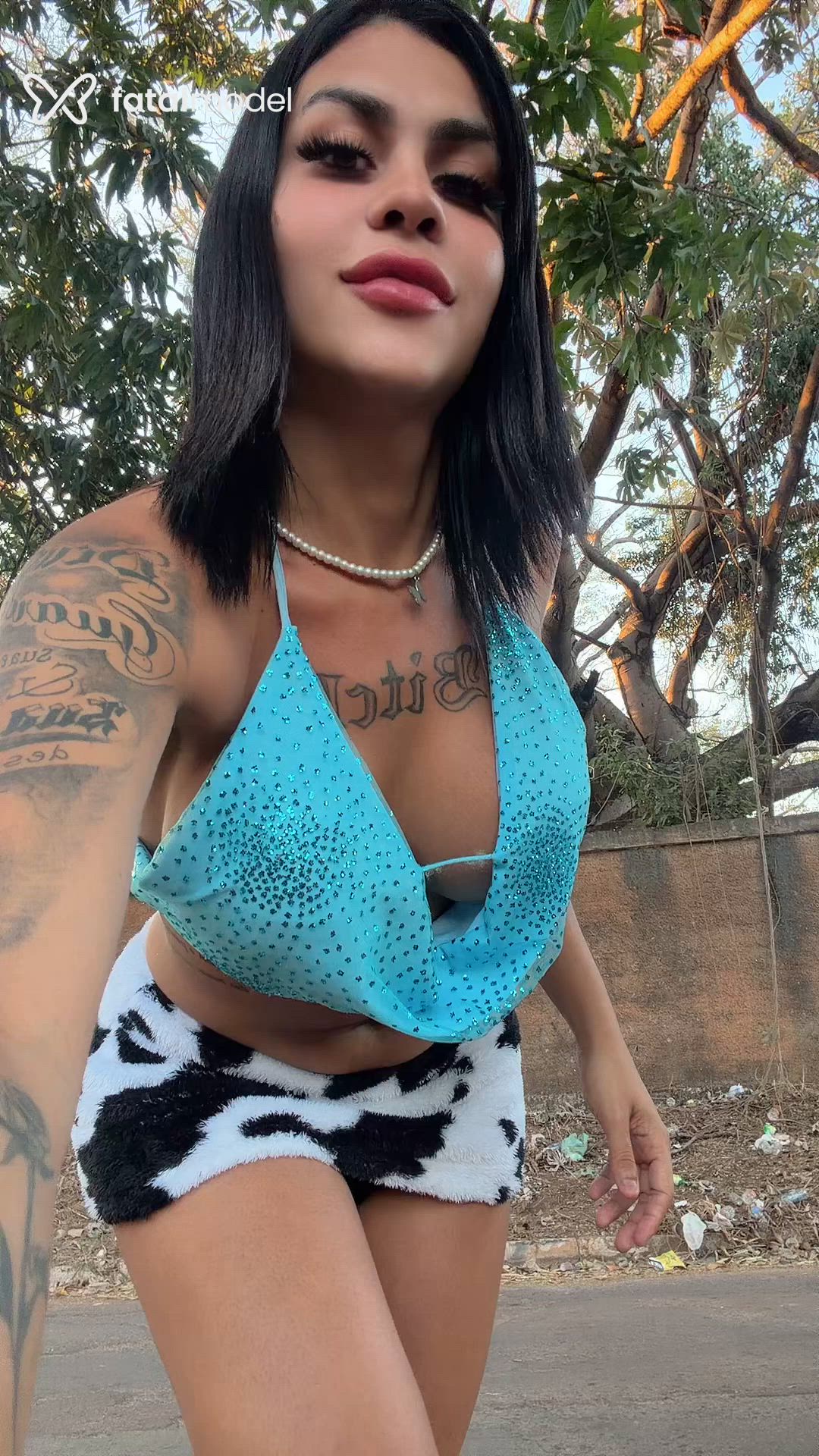 Acompanhante mulher trans loira (o) de olhos castanhos - Anny Silva