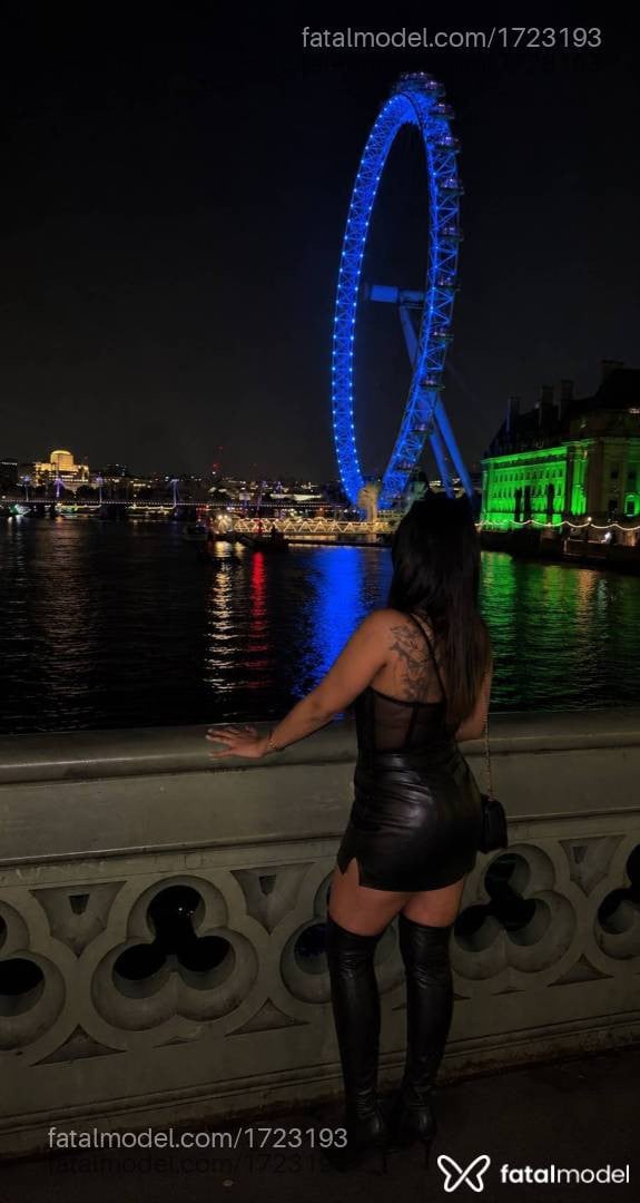 Acompanhante mulher morena (o) de olhos pretos - Luna Barreto