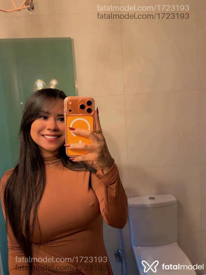 Acompanhante mulher morena (o) de olhos pretos - Luna Barreto