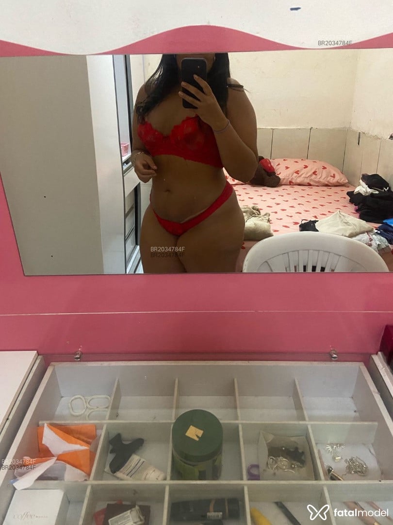 Acompanhante mulher morena (o) de olhos castanhos em Rio de Janeiro - Samantha Medeiros