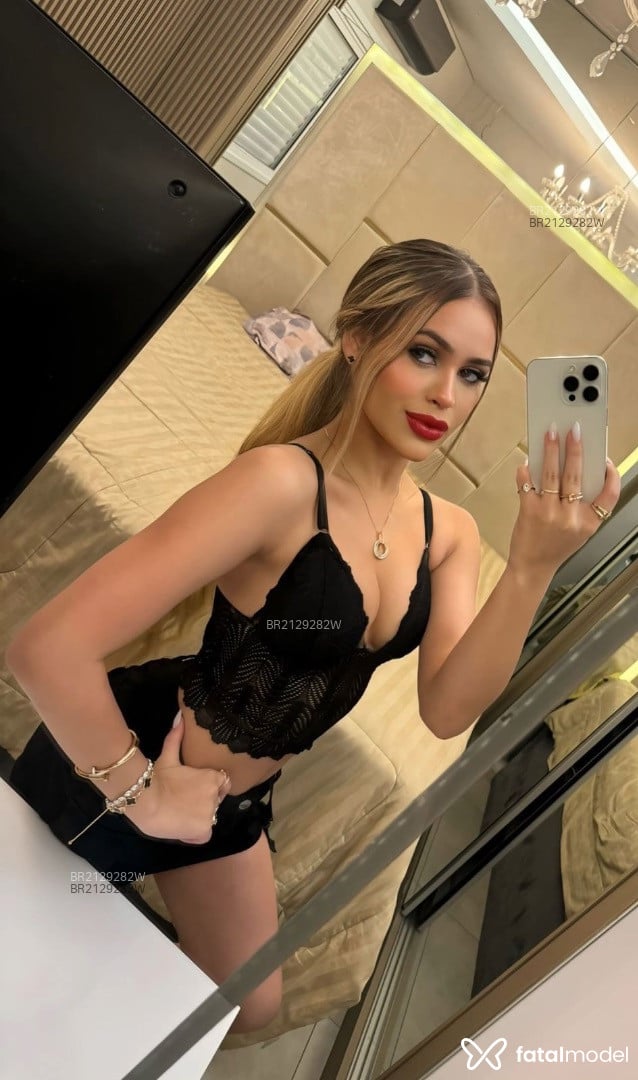 Acompanhante mulher loira (o) de olhos castanhos em Rio de Janeiro - Heloísa Souza