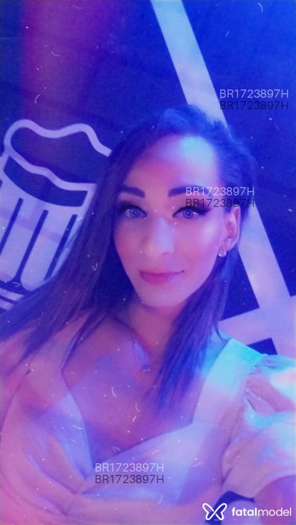 Acompanhante mulher trans com cabelo castanho de olhos verdes em Rosário do Sul Acompanhante mulher trans com cabelo castanho de olhos verdes em Rosário do Sul - Pricila Dantas