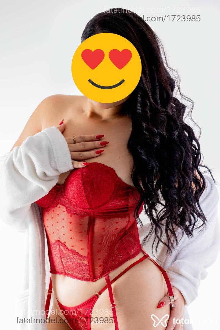 Acompanhante mulher morena (o) de olhos castanhos em Sinop - Luna