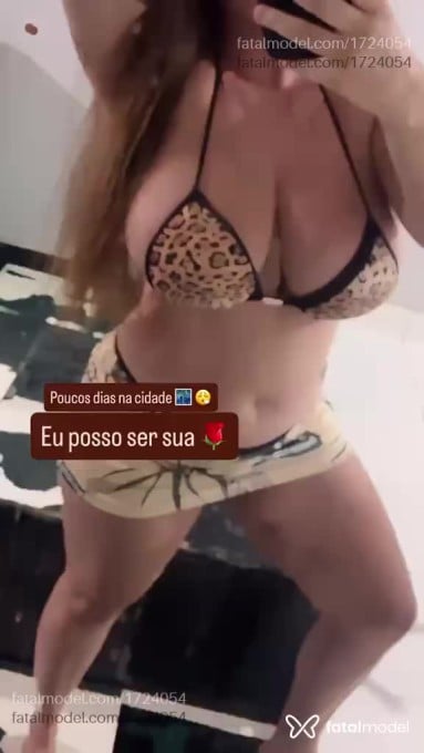 Acompanhante mulher ruiva (o) de olhos mel em Uruaçu Acompanhante mulher ruiva (o) de olhos mel em Uruaçu - Carolzinha Melado