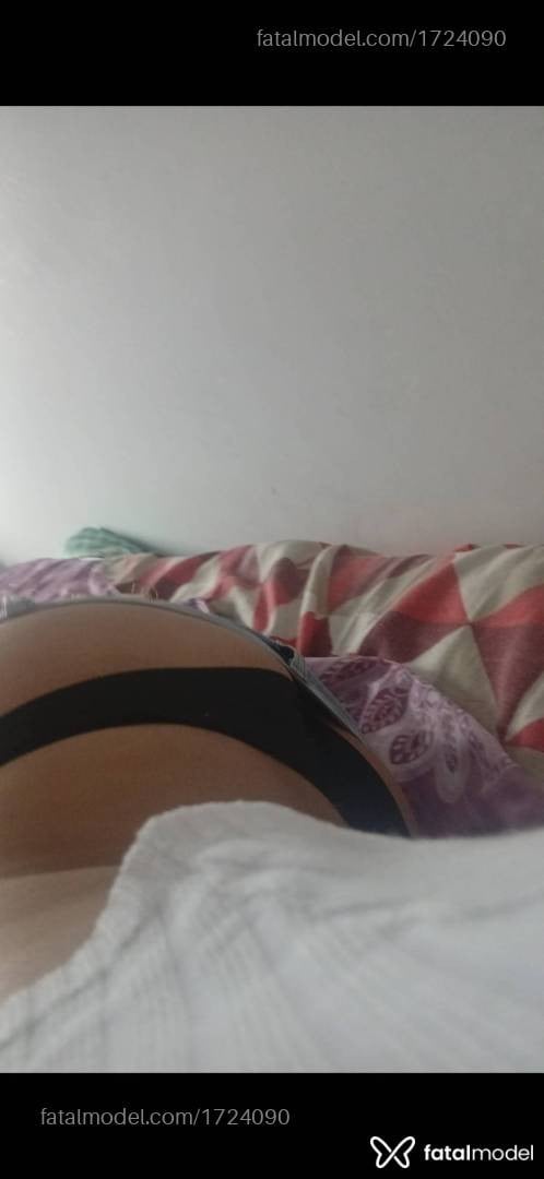 Acompanhante mulher com cabelo castanho de olhos castanhos em Itapema - Chaparra