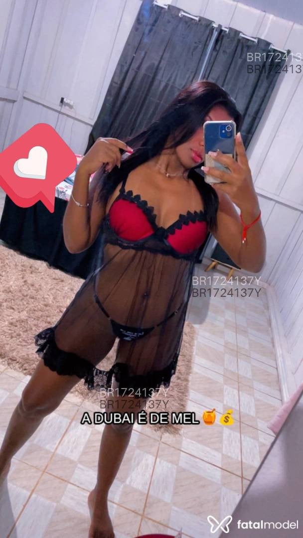Acompanhante mulher morena (o) de olhos pretos em Juína - Morena