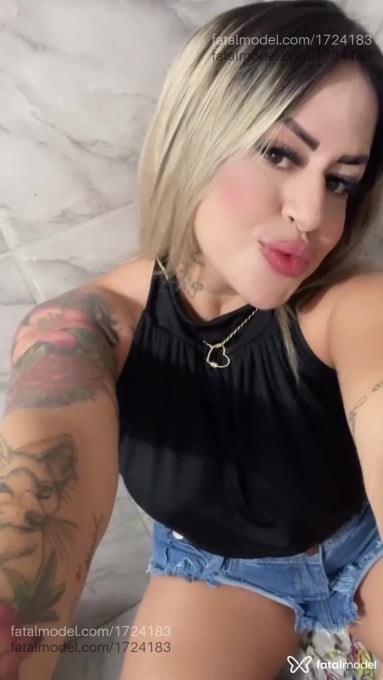 Acompanhante mulher loira (o) de olhos castanhos em João Pessoa Acompanhante mulher loira (o) de olhos castanhos em João Pessoa - Bella Mendes