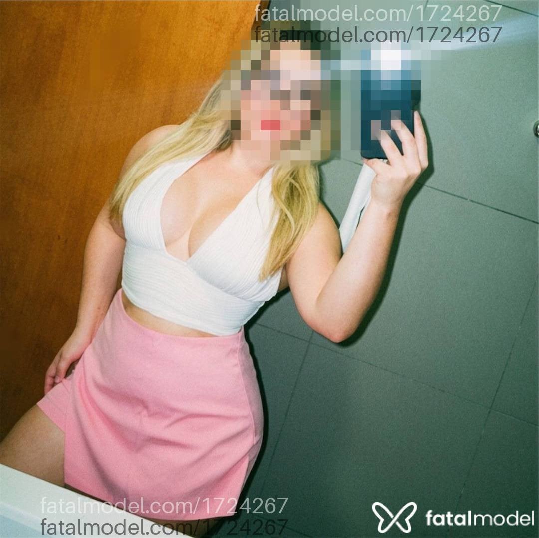 Acompanhante mulher loira (o) de olhos mel - Mel Valentina