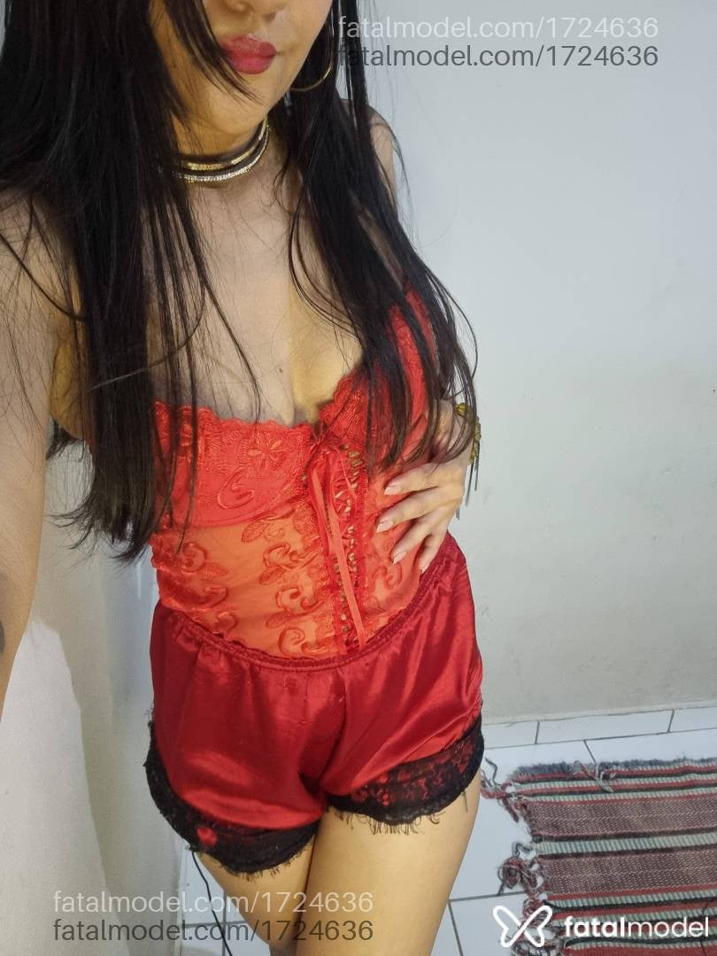 Acompanhante mulher com cabelo castanho de olhos castanhos - Melmiss