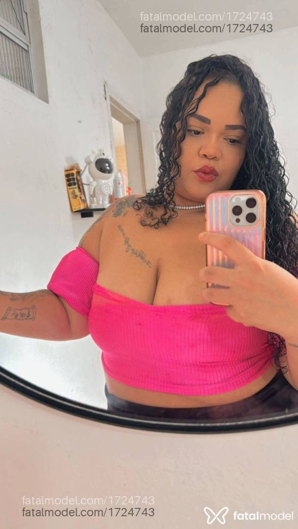 Acompanhante mulher morena (o) de olhos pretos em Serra - Mariana Lopes