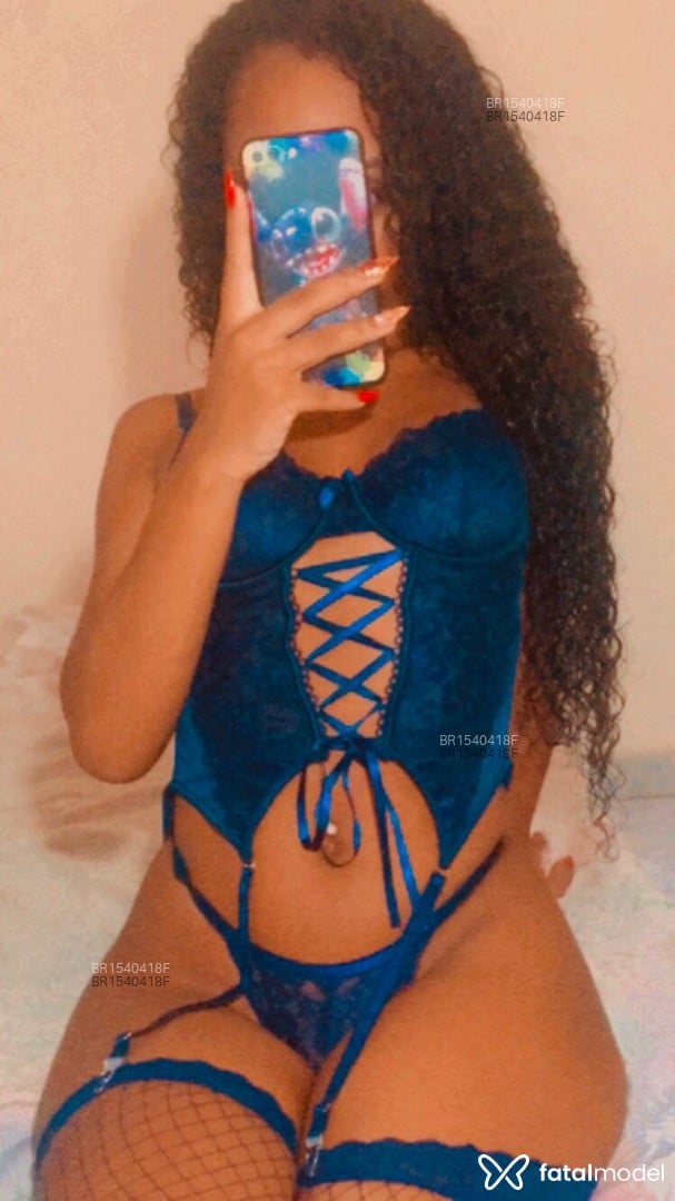 Acompanhante mulher morena (o) de olhos castanhos em Uberlândia Acompanhante mulher morena (o) de olhos castanhos em Uberlândia - Beatriz