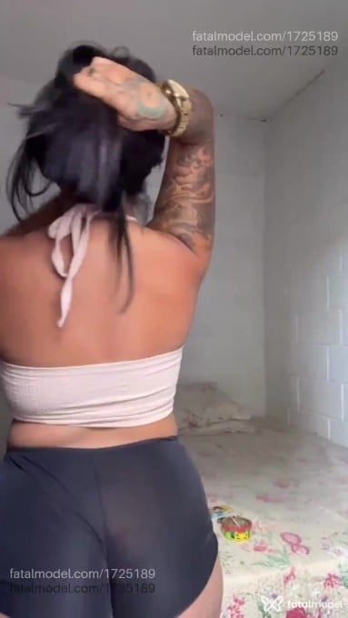 Acompanhante mulher morena (o) de olhos castanhos - Myrella Pacheco Acompanhante mulher morena (o) de olhos castanhos - Myrella Pacheco