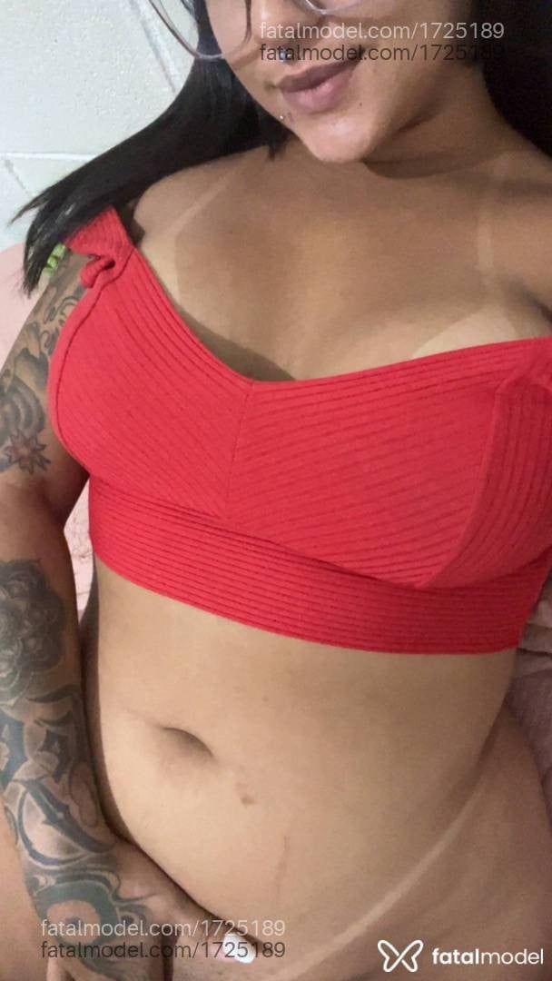 Acompanhante mulher morena (o) de olhos castanhos - Myrella Pacheco