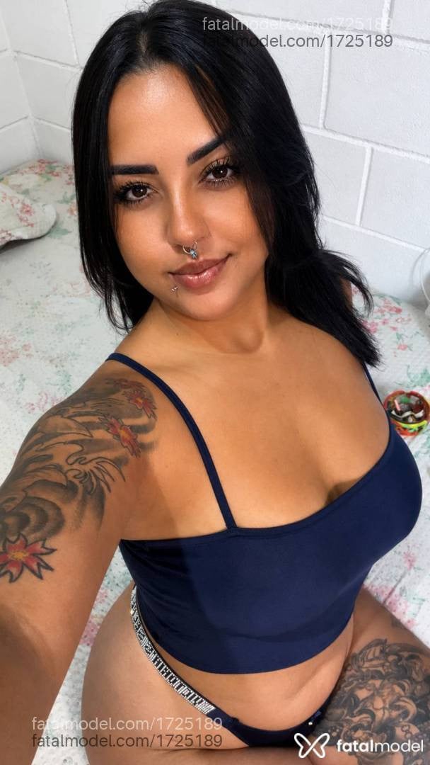 Acompanhante mulher morena (o) de olhos castanhos - Myrella Pacheco