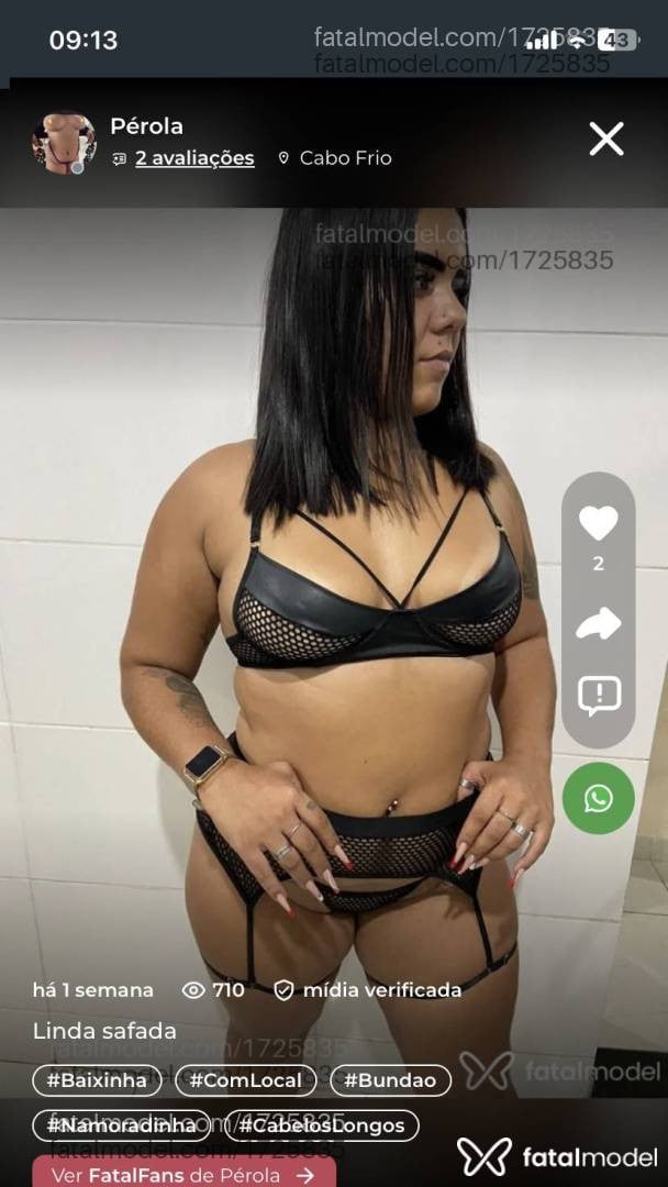Acompanhante mulher com cabelo castanho de olhos mel - Pérola