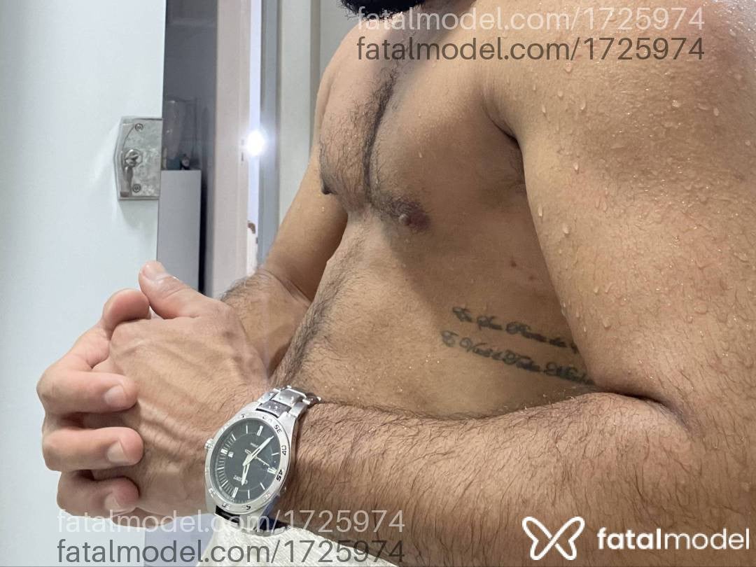 Acompanhante homem morena (o) de olhos castanhos - Felippe Aragão