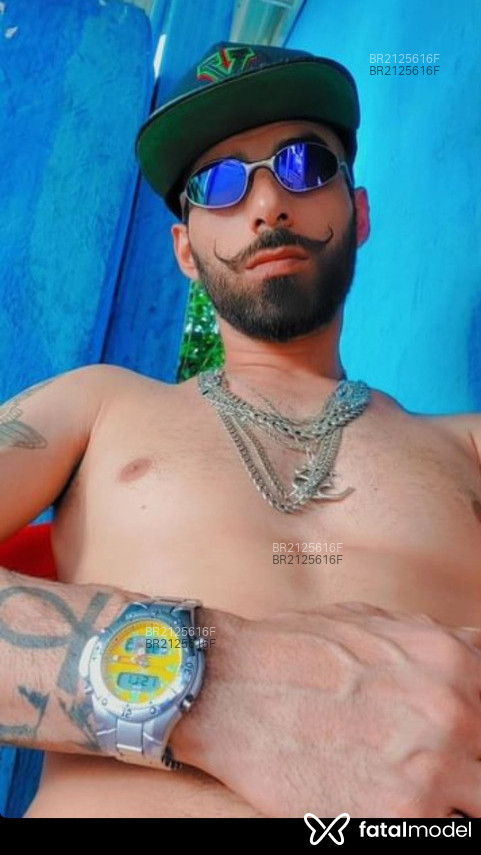 Acompanhante homem com cabelo castanho de olhos castanhos em Cajamar Acompanhante homem com cabelo castanho de olhos castanhos em Cajamar - Mgreen