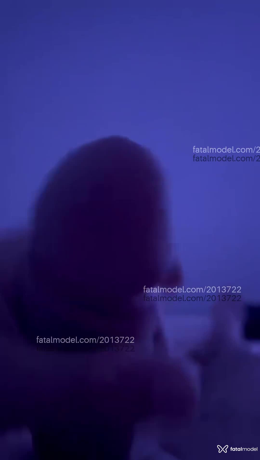 Acompanhante homem com cabelo castanho de olhos castanhos - Dom Hetero