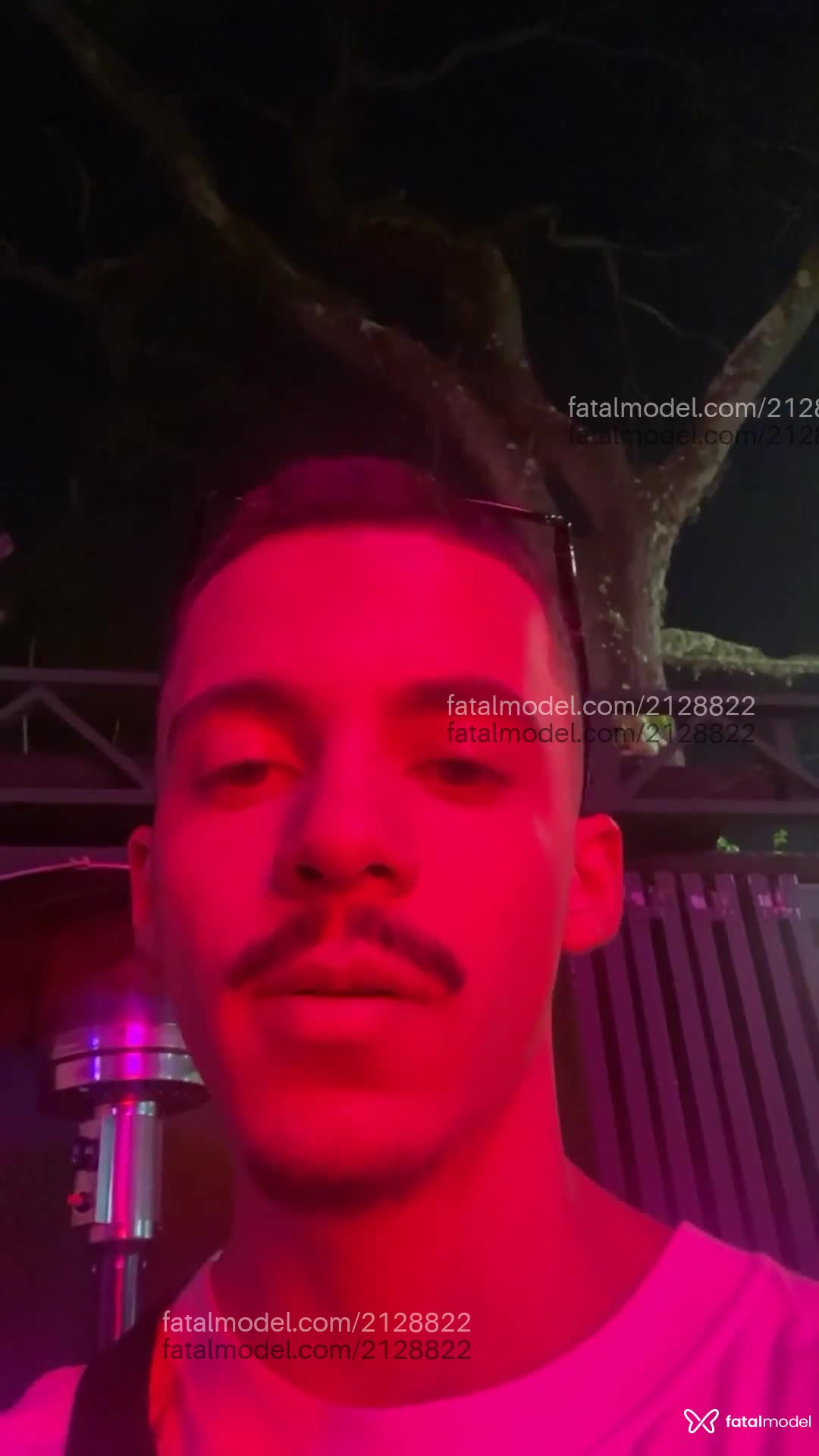 Acompanhante homem morena (o) de olhos castanhos em São Paulo - Caio Cesar