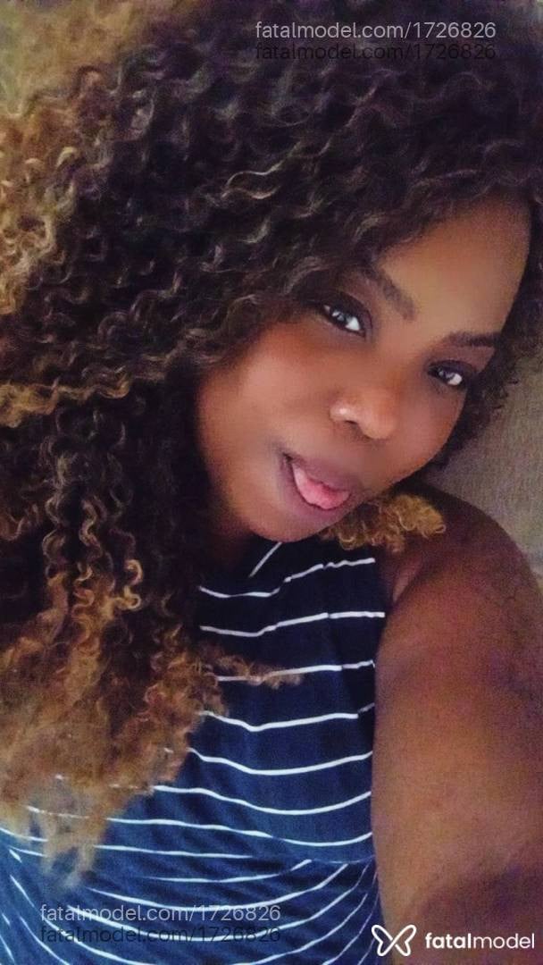 Acompanhante mulher com cabelo castanho de olhos castanhos - Leidy ellen