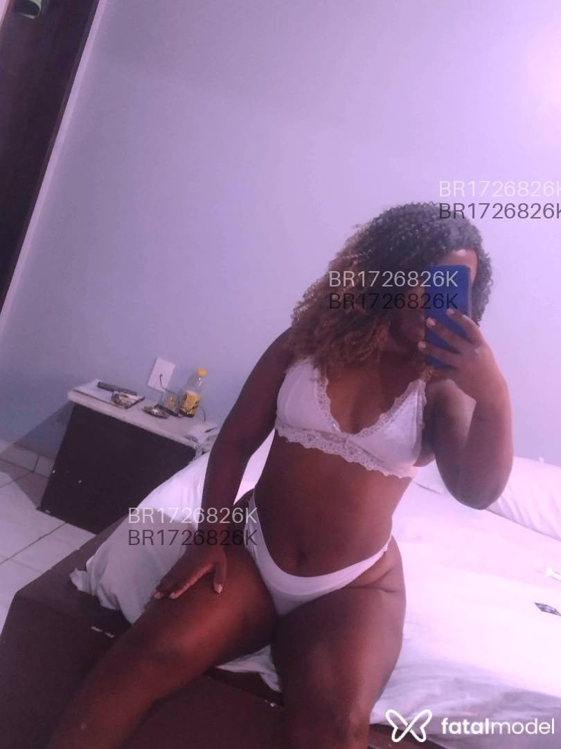 Acompanhante mulher com cabelo castanho de olhos castanhos em Volta Redonda Acompanhante mulher com cabelo castanho de olhos castanhos em Volta Redonda - Leidy ellen