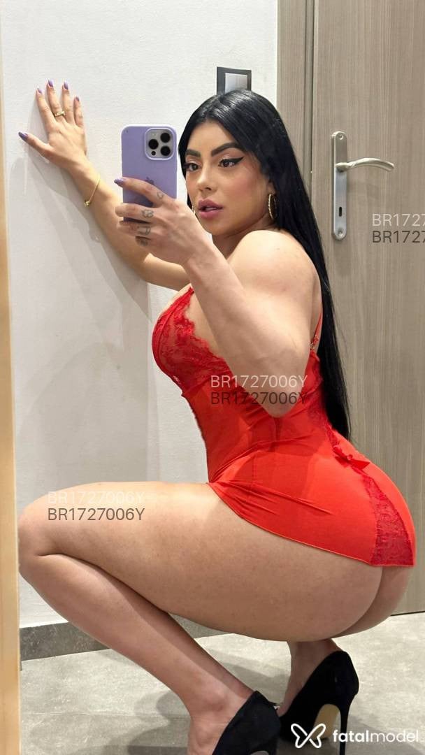 Acompanhante mulher trans morena (o) de olhos castanhos em Volta Redonda - Isabela Muniz