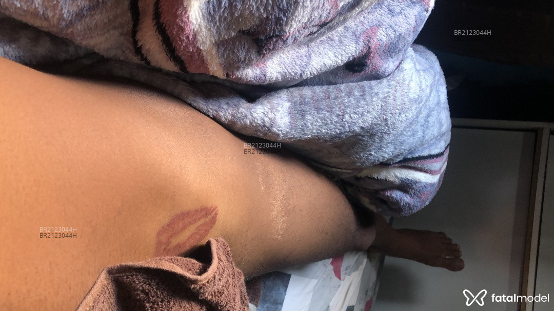 Acompanhante homem com cabelo castanho de olhos pretos - Rafael Leão Acompanhante homem com cabelo castanho de olhos pretos - Rafael Leão