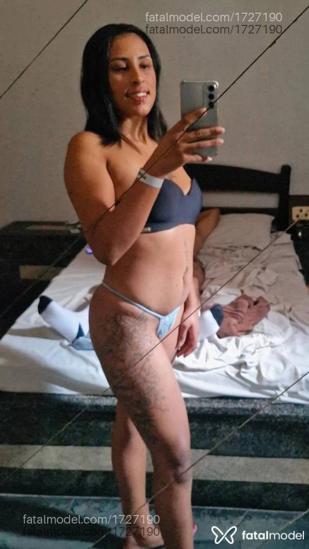 Acompanhante mulher morena (o) de olhos pretos em Varginha Acompanhante mulher morena (o) de olhos pretos em Varginha - Bianca