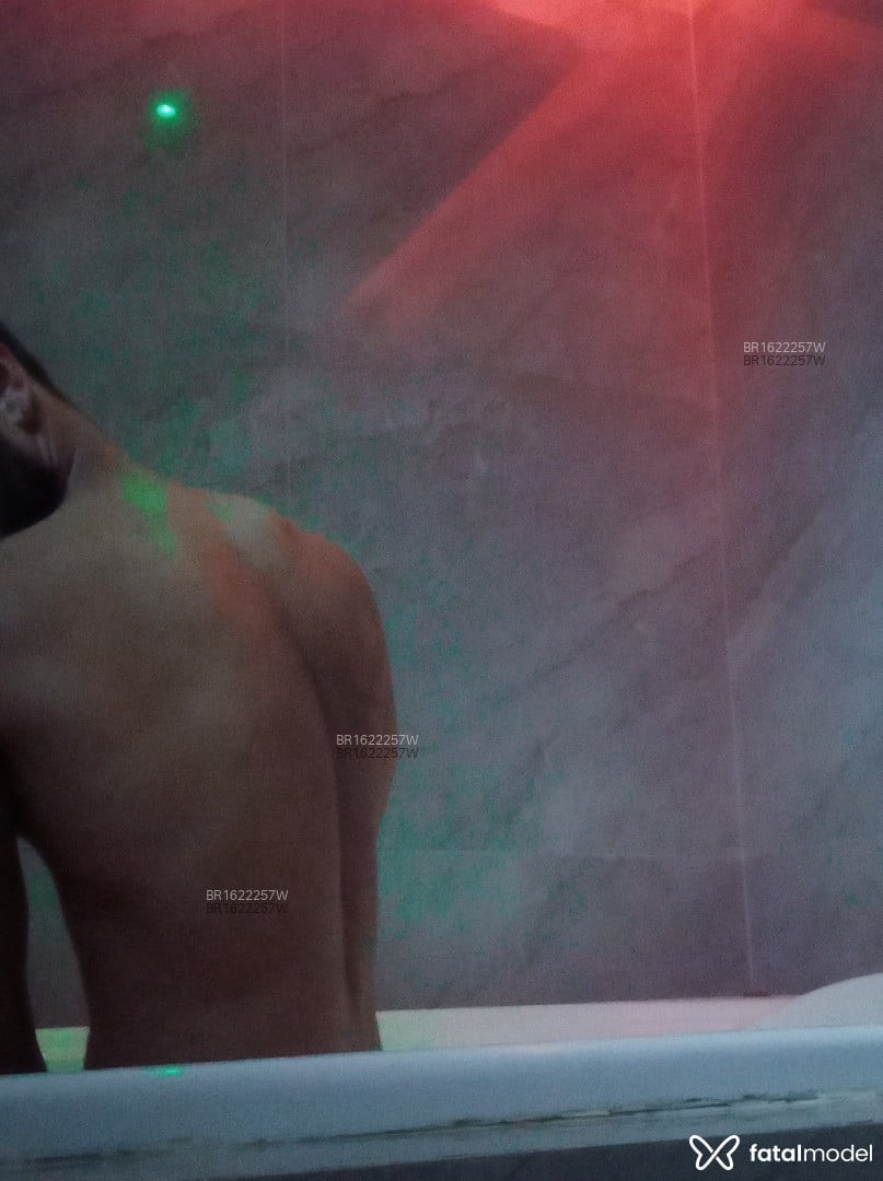 Acompanhante homem morena (o) de olhos castanhos em São Paulo - Louielust