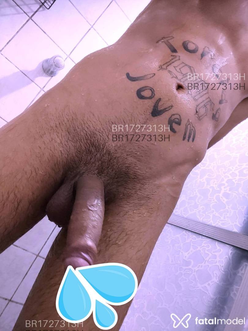 Acompanhante homem com cabelo castanho de olhos castanhos em Poços de Caldas - VICTOR NOGUEIRA