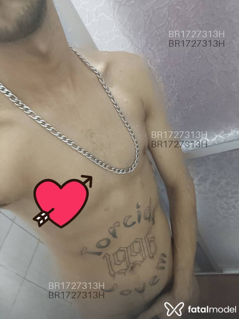 Acompanhante homem com cabelo castanho de olhos castanhos em Poços de Caldas - VICTOR NOGUEIRA